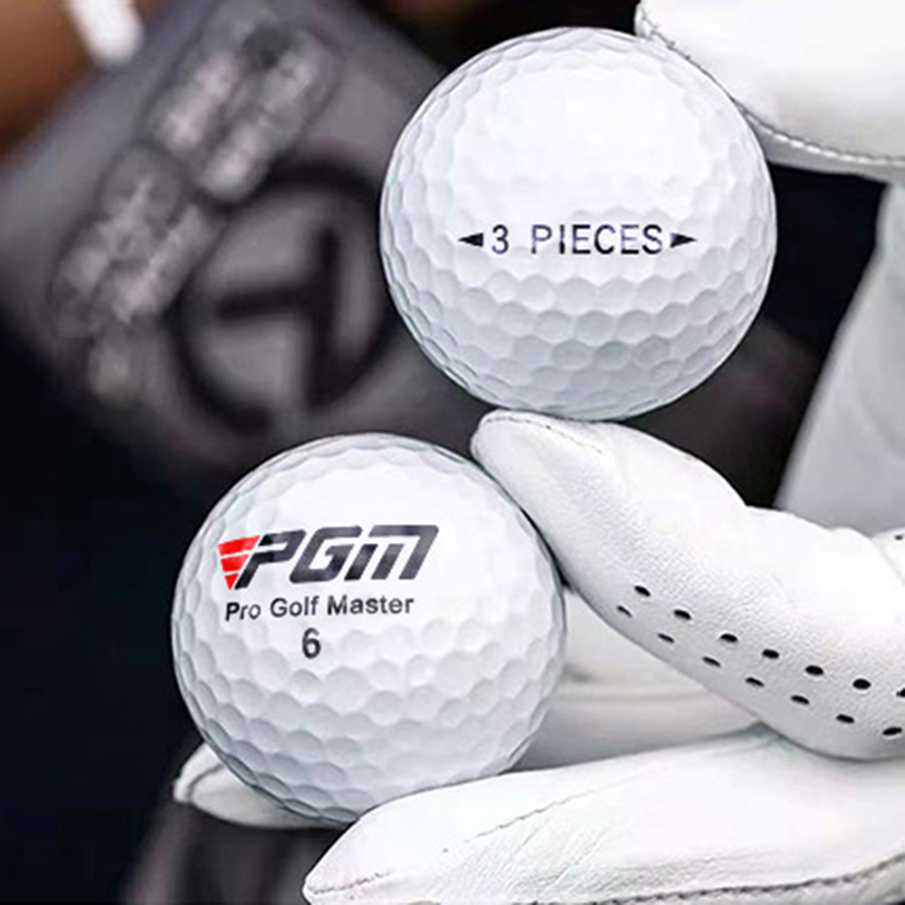 Golf Equipment Competitions - Three-Layer Golfs Ball for Competition Wear